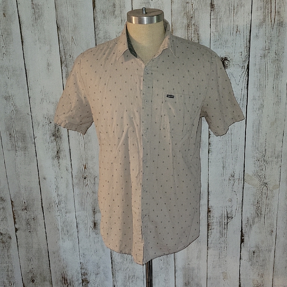 Volcom Men's Beige / Lt Tan Short Sleeve Shirt